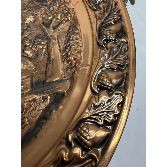 Vintage Coppercraft Guild Copper  Set Of  2 PCs  Wall Hanging Plates 20"and 13" - Picture 10 of 16